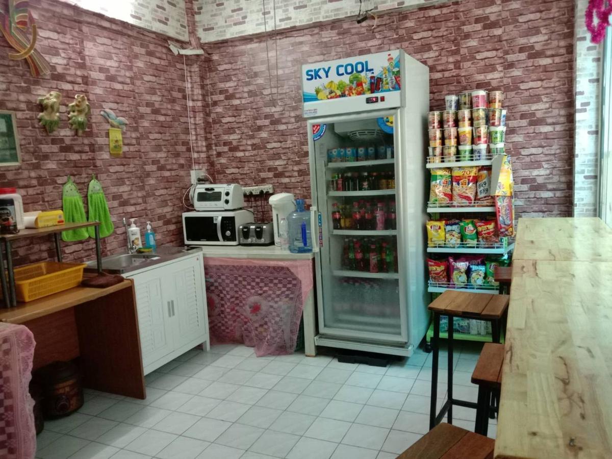 Natcha Place Thammasat Rangsit Банкок Екстериор снимка