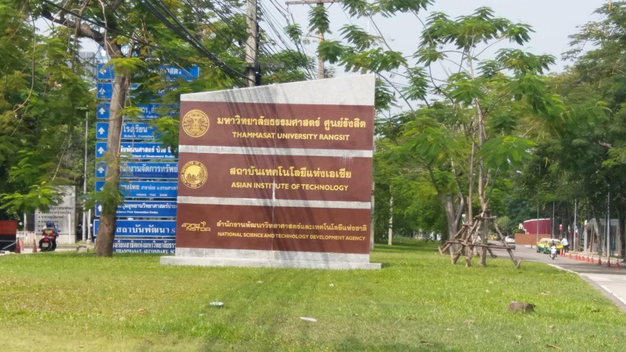 Natcha Place Thammasat Rangsit Банкок Екстериор снимка